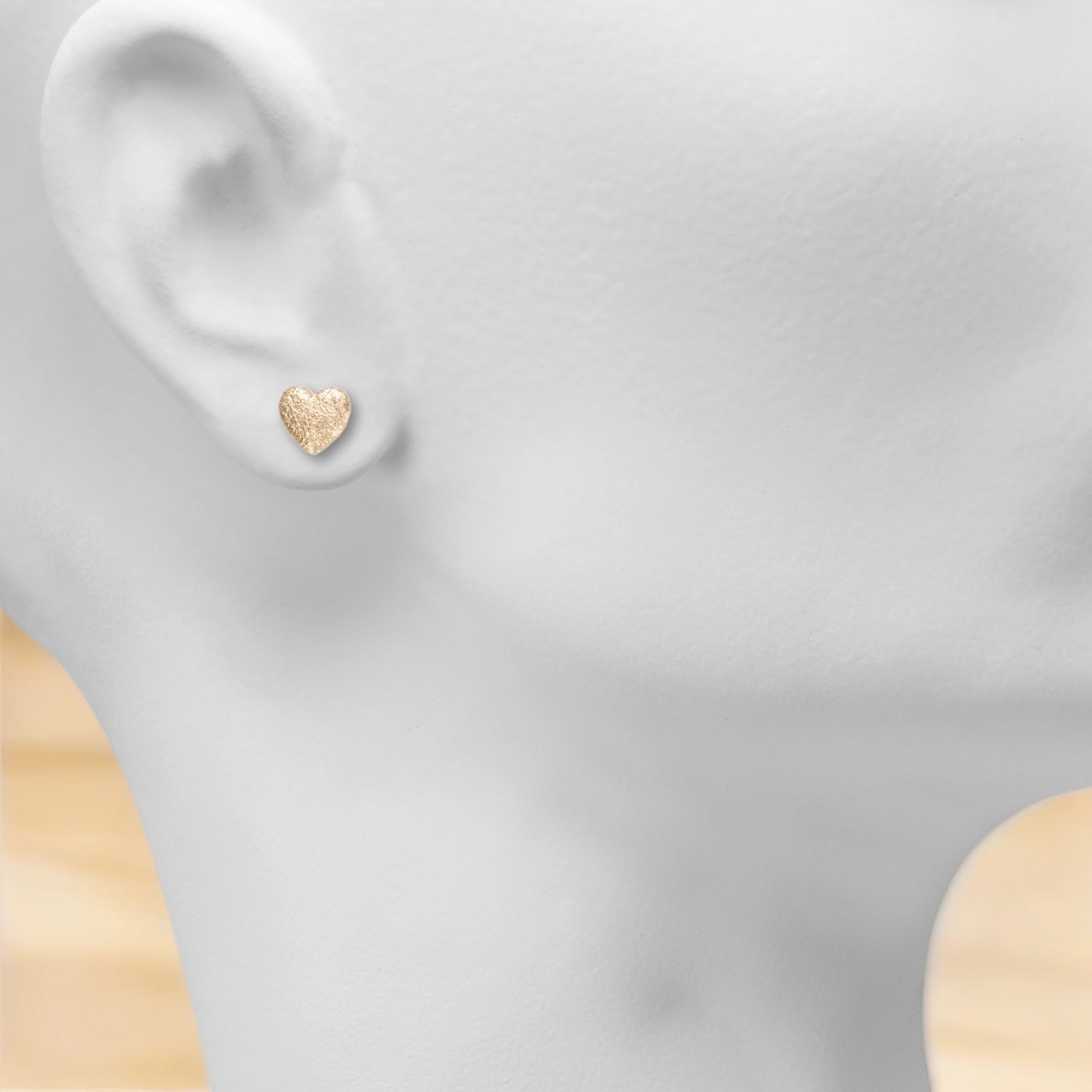 Orecchini a Cuore Diamantati in Oro Giallo